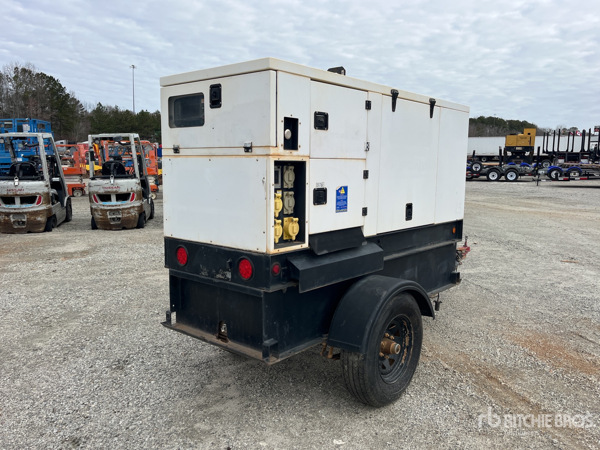 General Appearance with Imagen: esquina trasera derecha