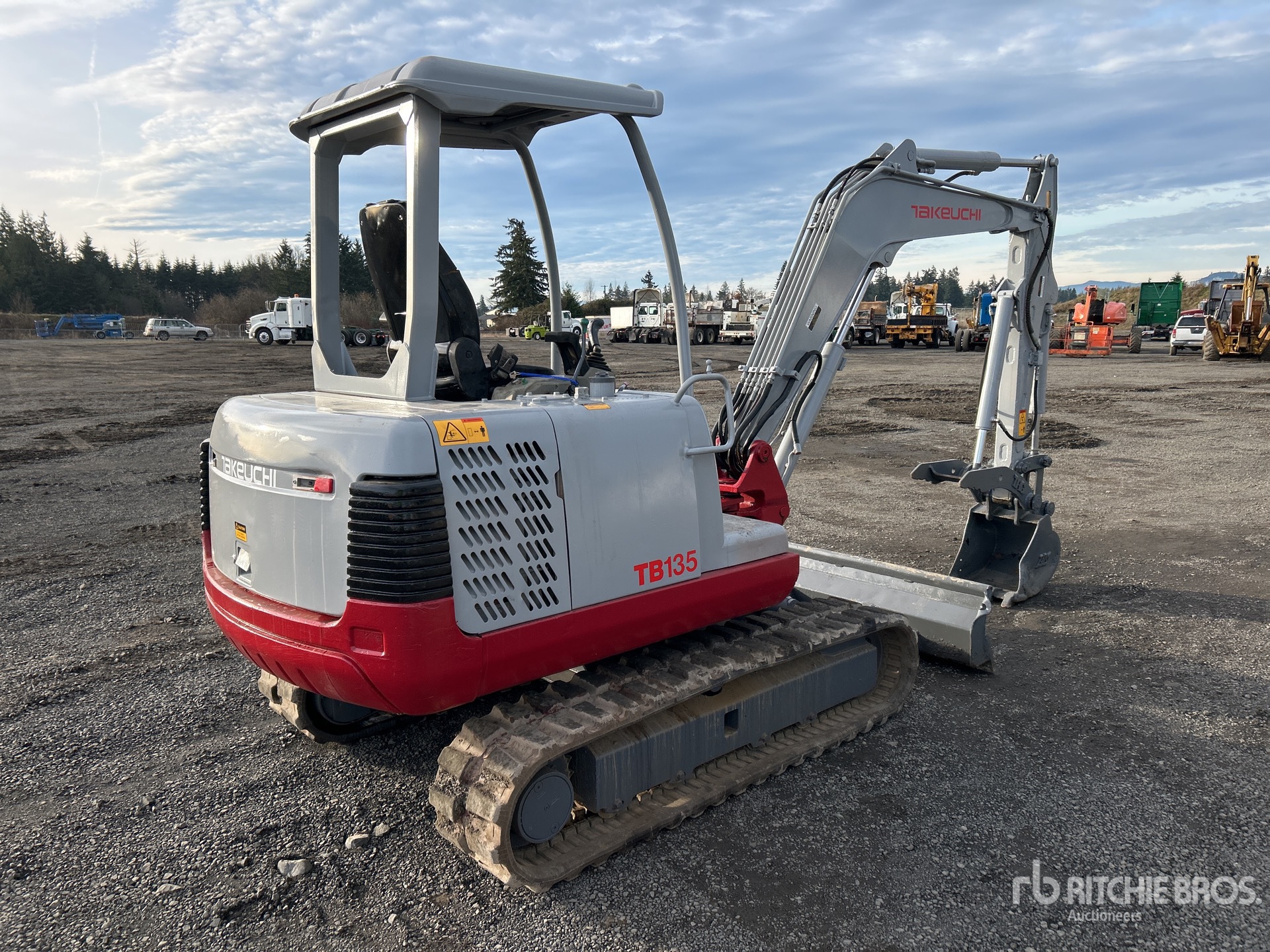 General Appearance with Picture, Right Rear Corner