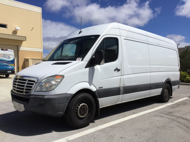 2011 Freightliner Sprinter Cargo Van 2011 Freightliner Sprinter Cargo Van