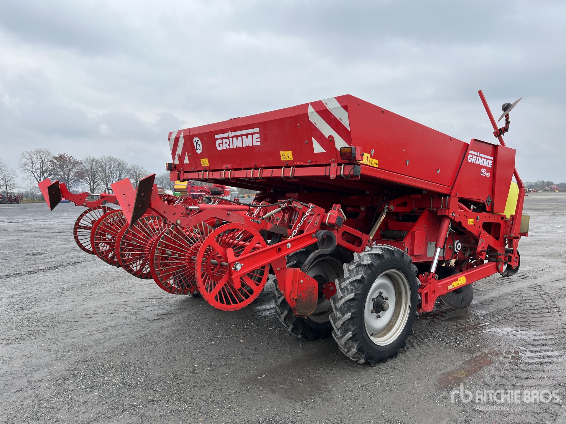 General Appearance with Picture, Right Rear Corner