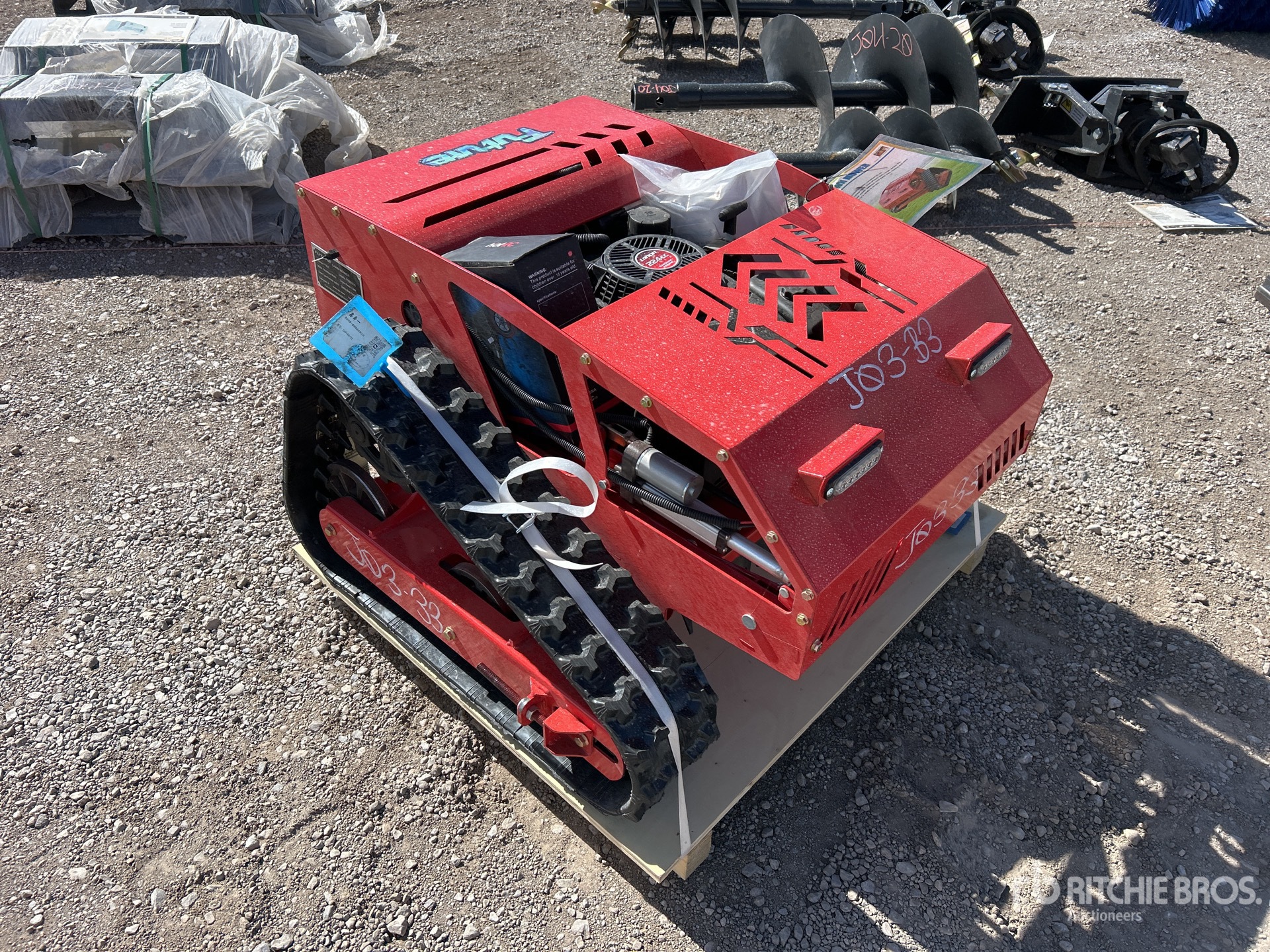 General Appearance with Picture, Right Front Corner