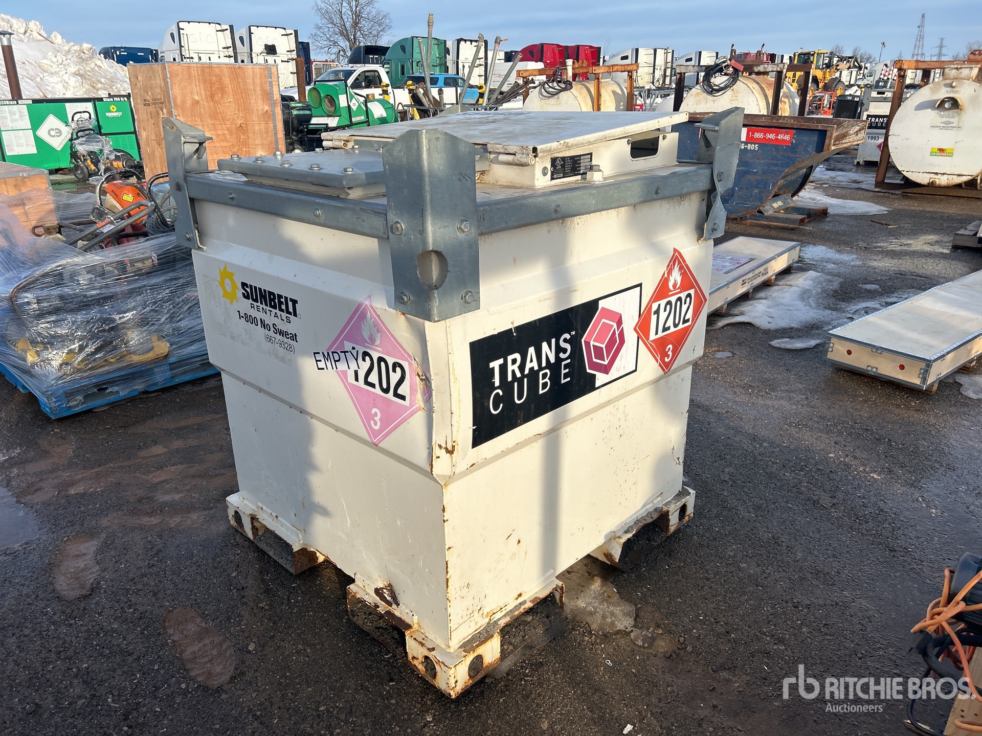 General Appearance with Picture, Left Rear Corner