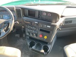 MN031101 - 2021 International LT625: Dash Components