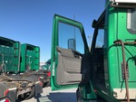 LL285894 - 2020 International LT625: Cab Doors