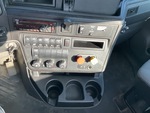 LL285894 - 2020 International LT625: Dash Components