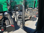 LL285894 - 2020 International LT625: Mirrors