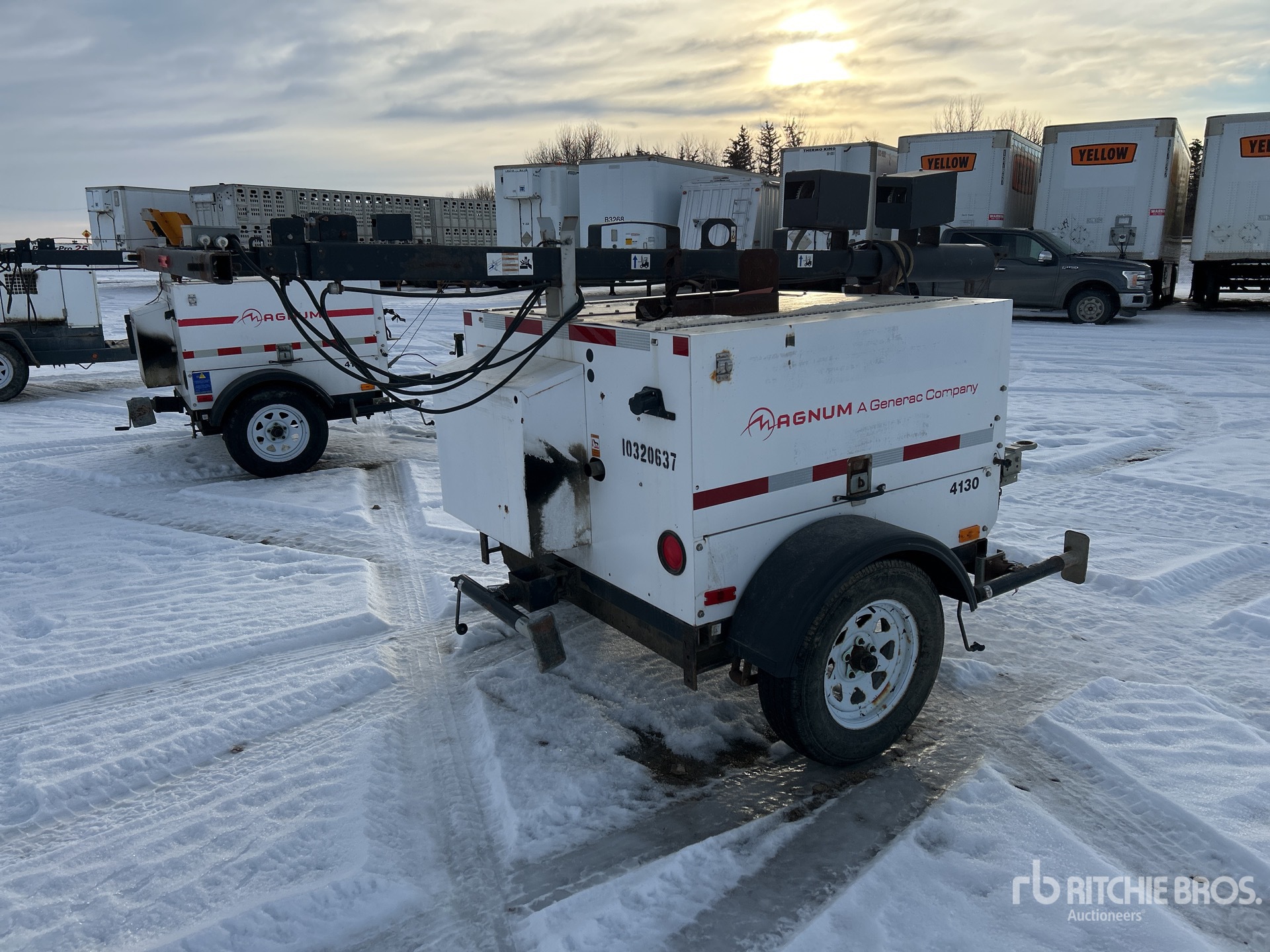 General Appearance with Foto, angolo anteriore sinistro