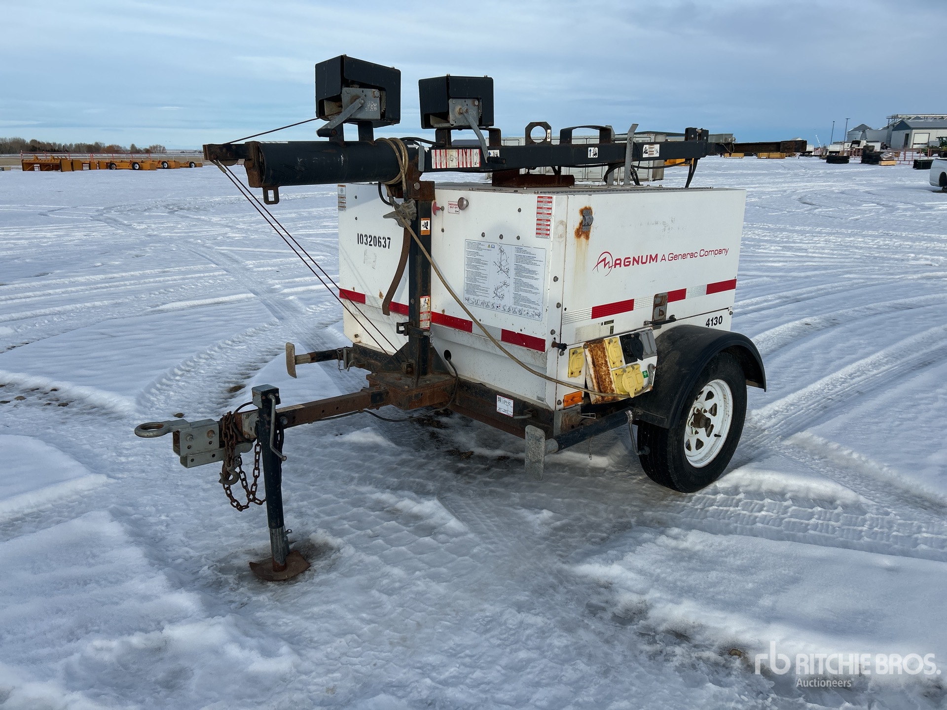 General Appearance with Foto, angolo anteriore sinistro