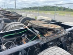 4 Underbody - Truck with 