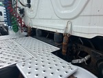 4 Underbody - Truck with 
