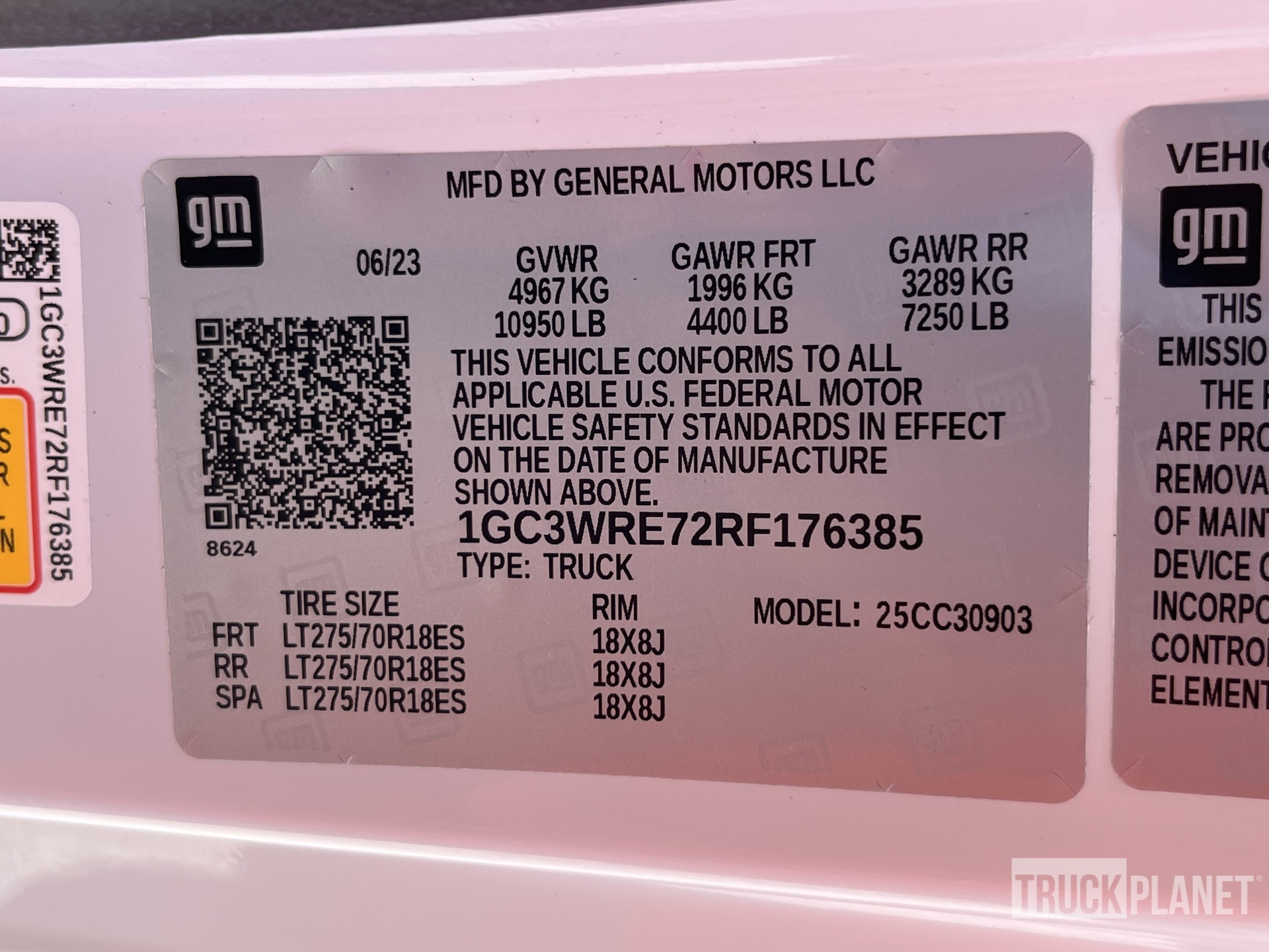 General Appearance with Numéro de série/Numéro d'identification du véhicule automobile