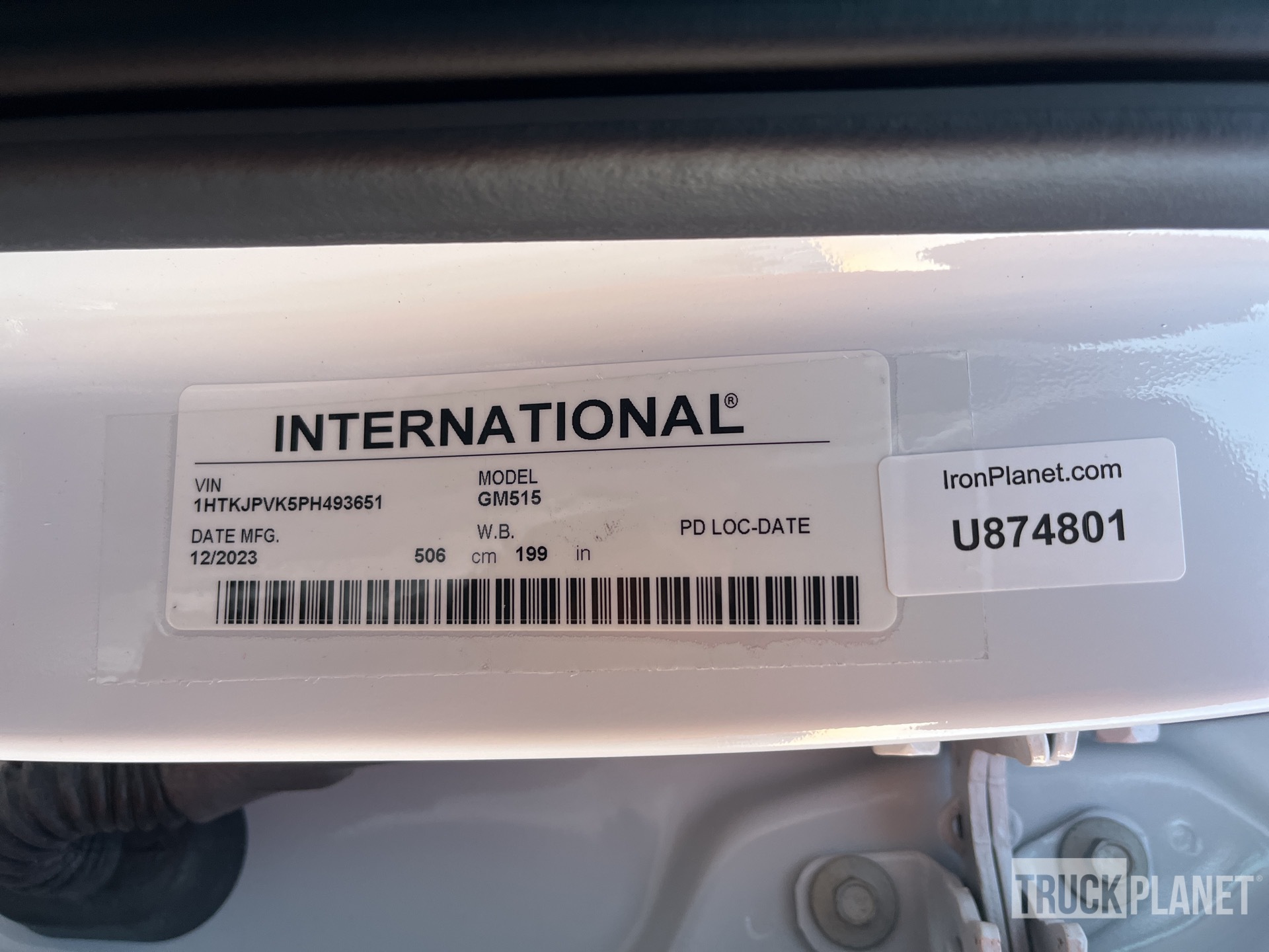 General Appearance with Numéro de série/Numéro d'identification du véhicule automobile