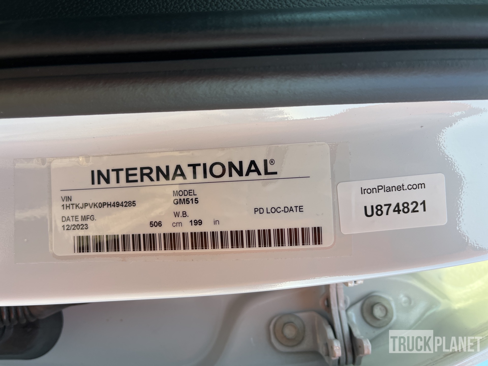 General Appearance with Numéro de série/Numéro d'identification du véhicule automobile