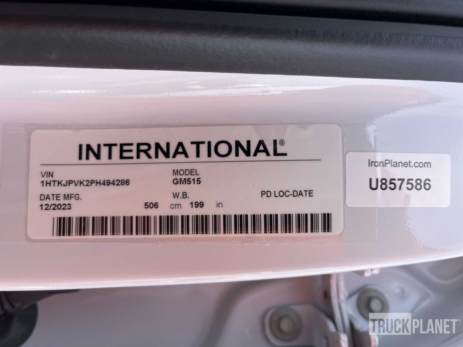 General Appearance with Numéro de série/Numéro d'identification du véhicule automobile