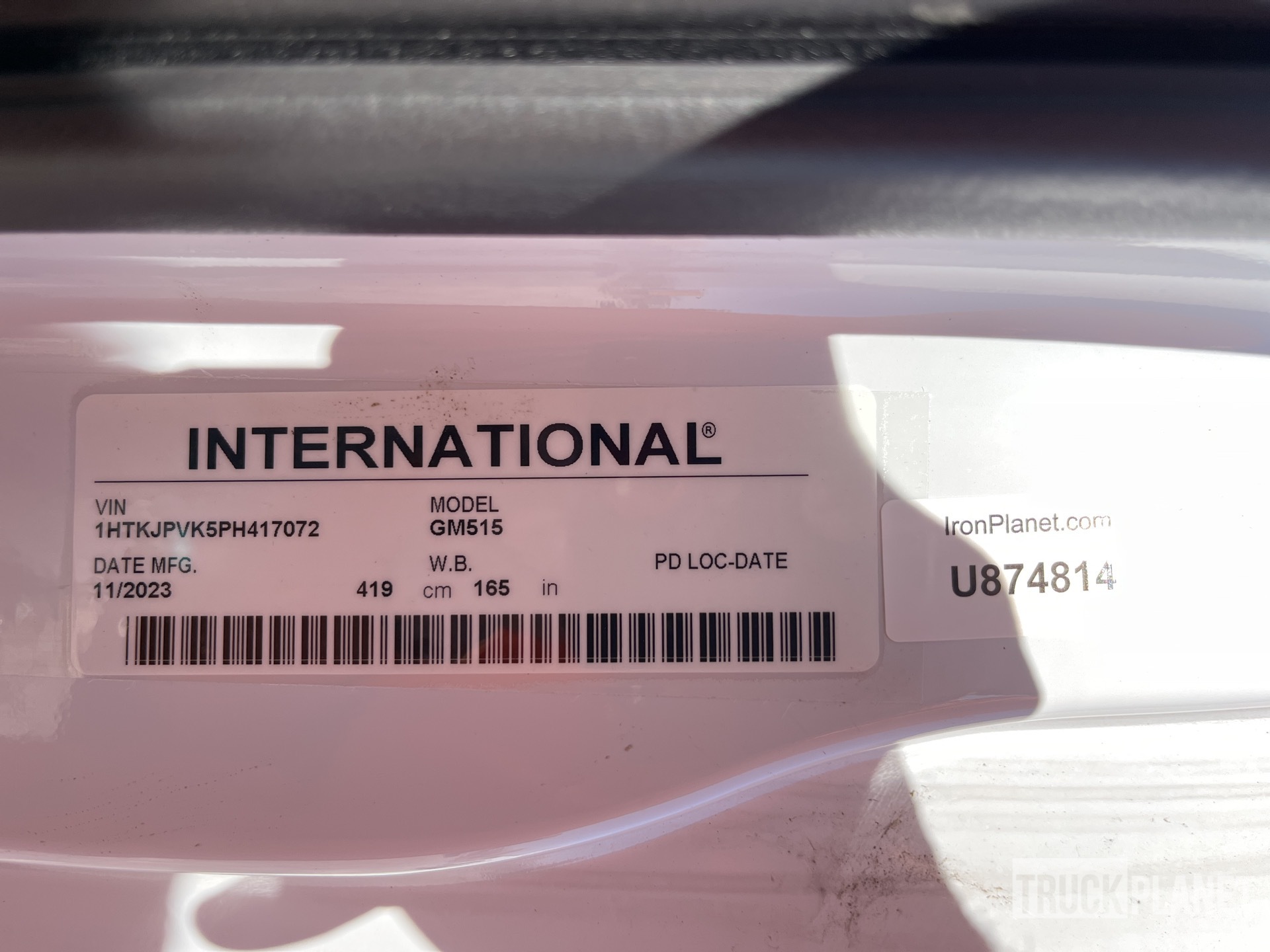General Appearance with Numéro de série/Numéro d'identification du véhicule automobile
