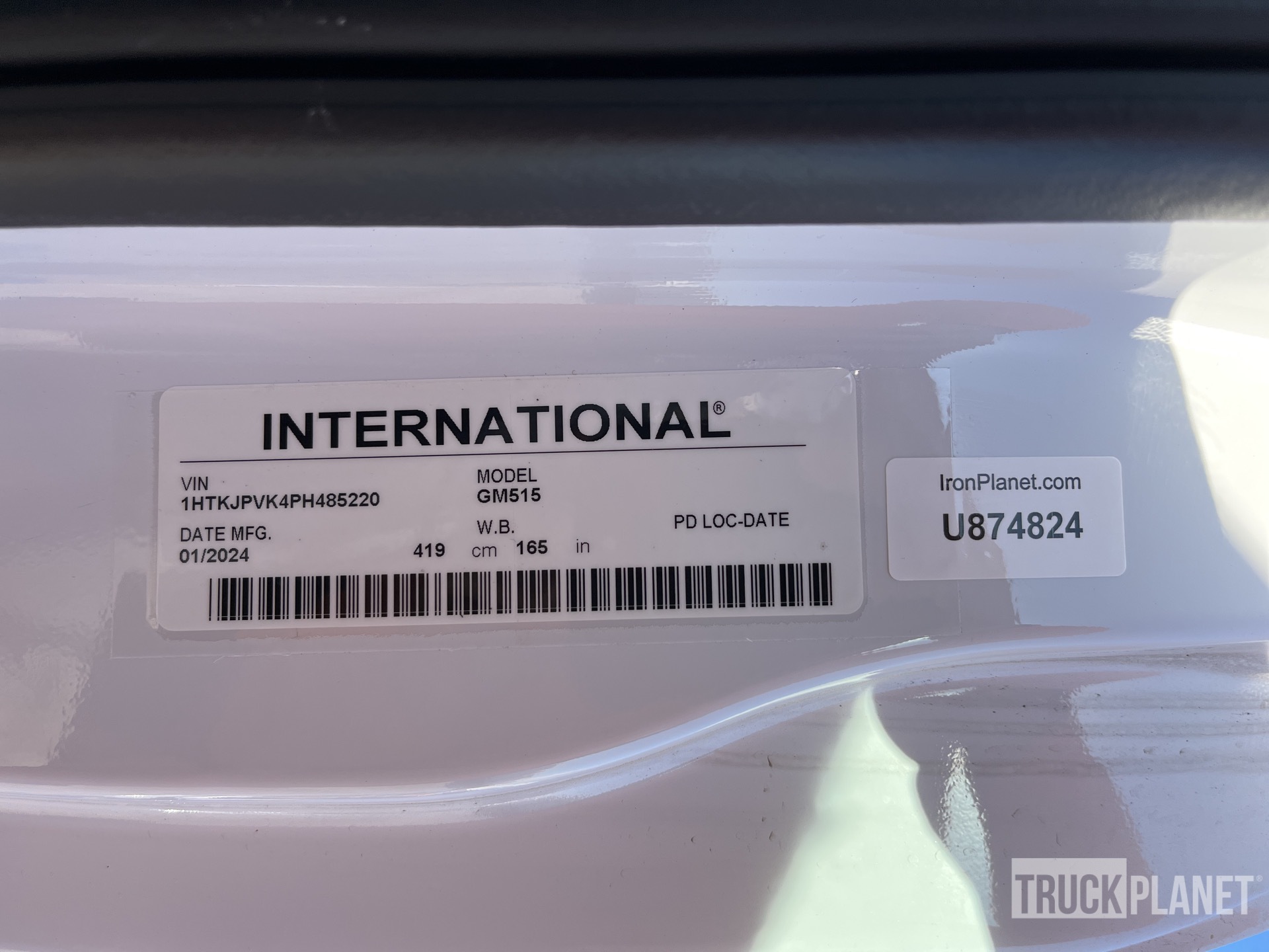 General Appearance with Numéro de série/Numéro d'identification du véhicule automobile