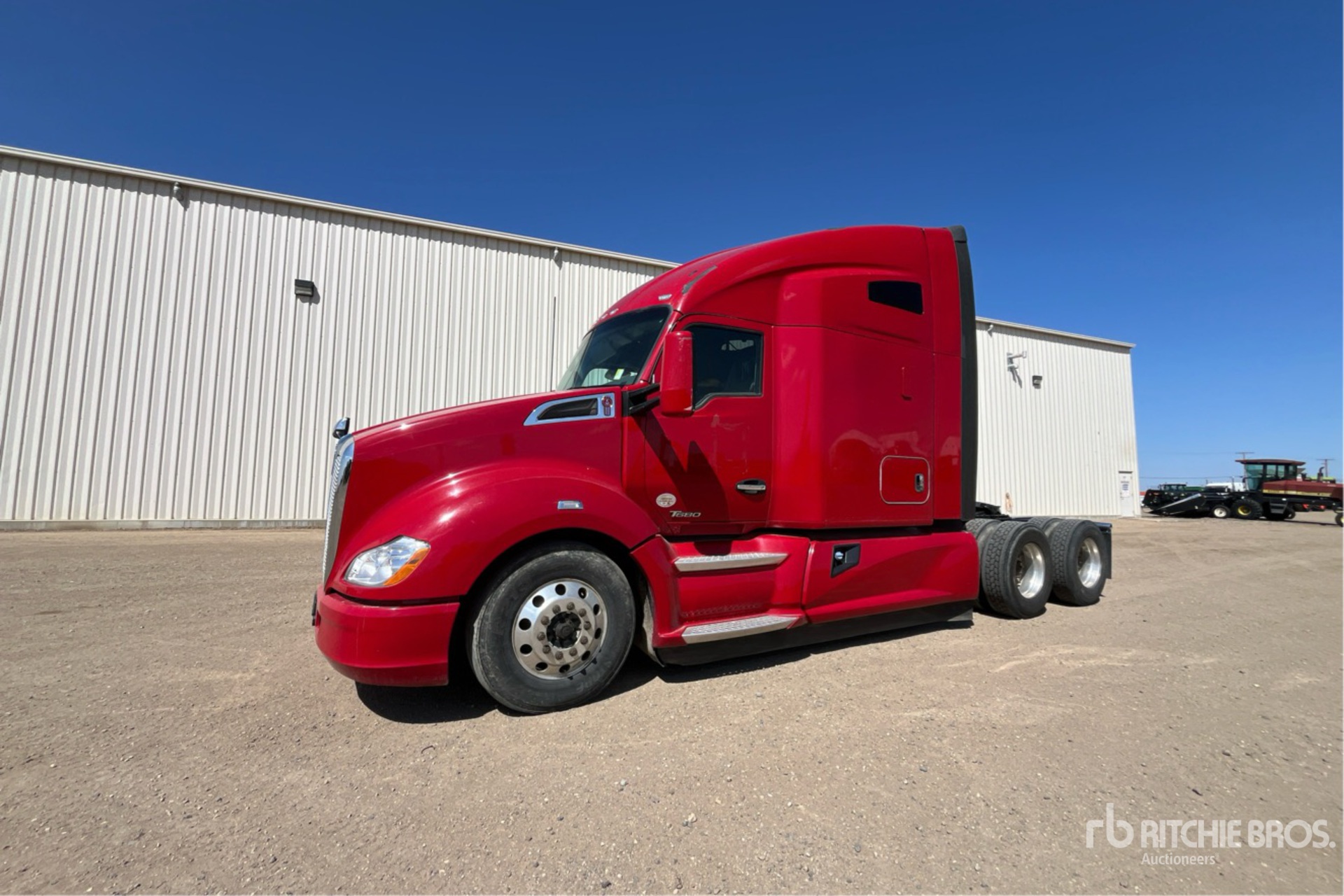 General Appearance with Picture, Left Front Corner