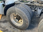 LN564247 - 2020 International LT625: Left Front Drive Tires