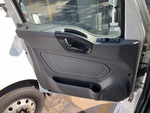 LN564247 - 2020 International LT625: Cab Doors