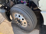 LN564247 - 2020 International LT625: Left Steer Tire