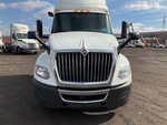 NN565440 - 2022 International LT625: Exterior Lights