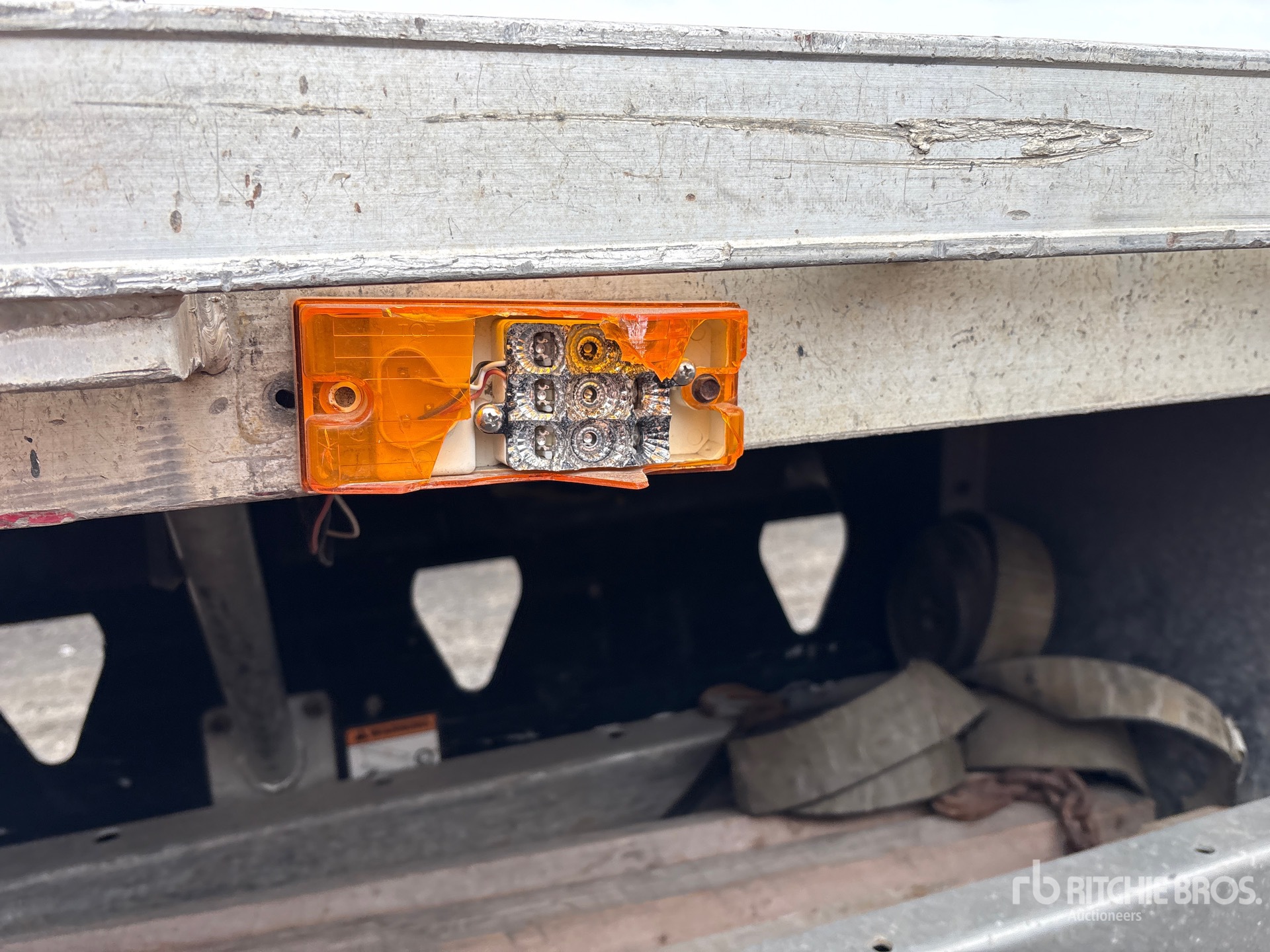 2016 Load King  48 FT T/A SPREAD AXLE