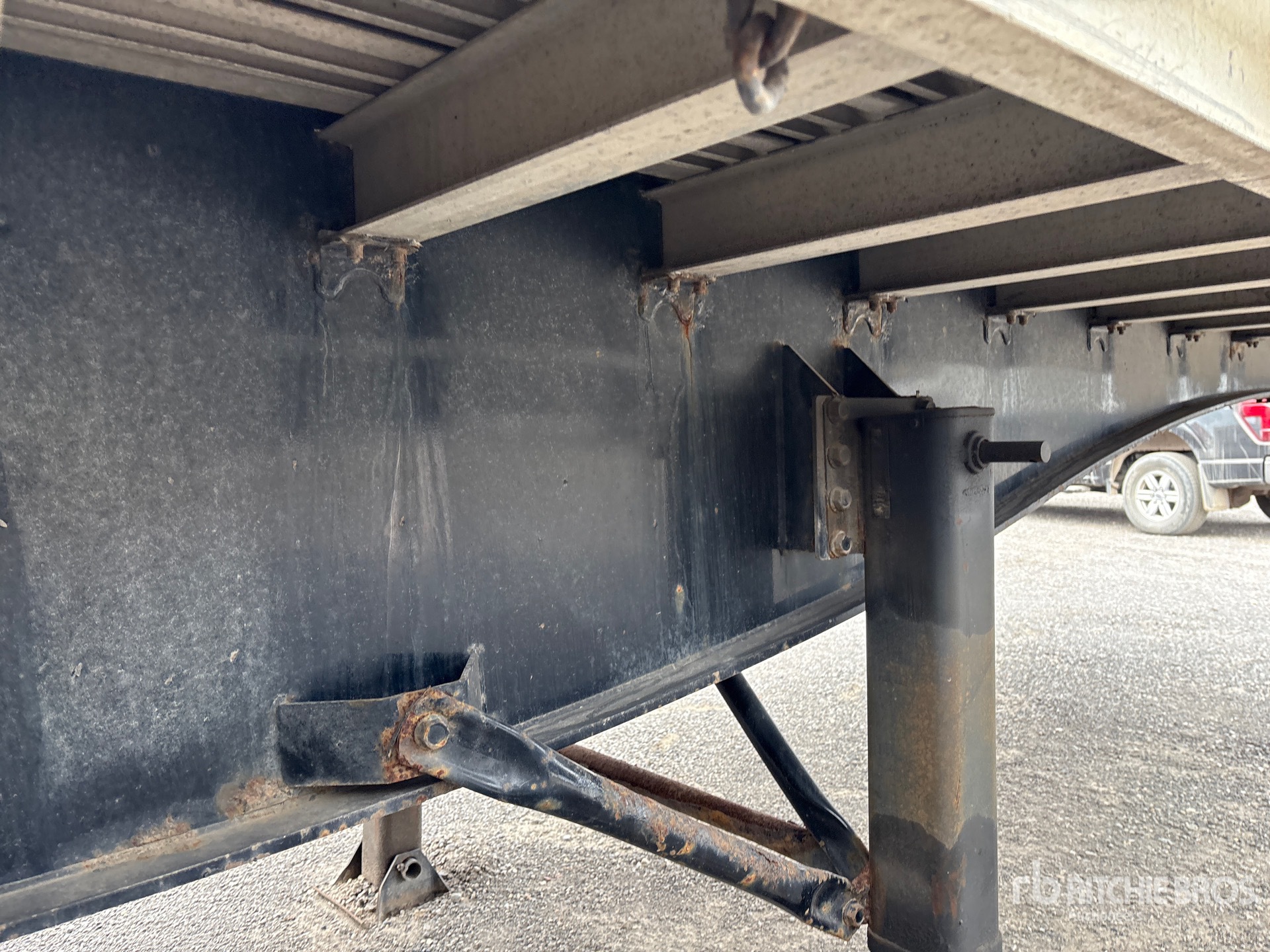 2016 Load King  48 FT T/A SPREAD AXLE