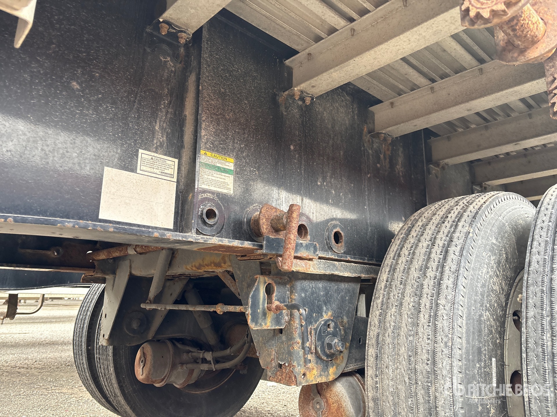 2016 Load King  48 FT T/A SPREAD AXLE
