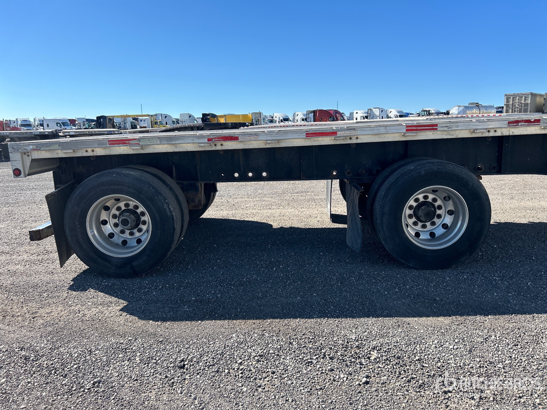 2016 Load King 48 ft T/A Spread Axle