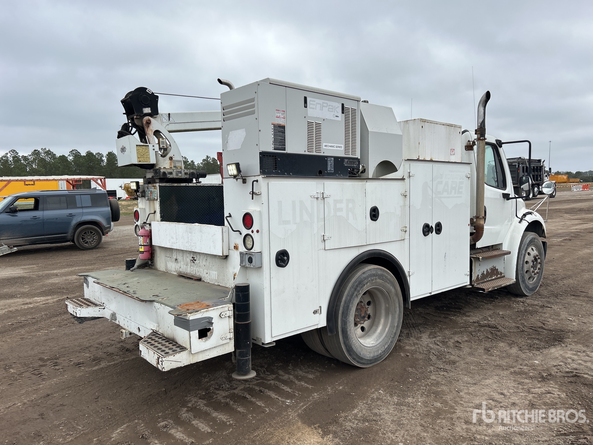 General Appearance with Picture, Right Rear Corner