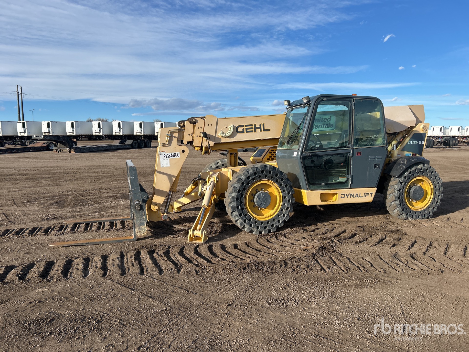 General Appearance with Picture, Left Front Corner