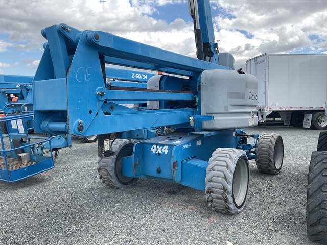 2012 Genie Z-60/34 4WD Dual Fuel Articulating Boom Lift