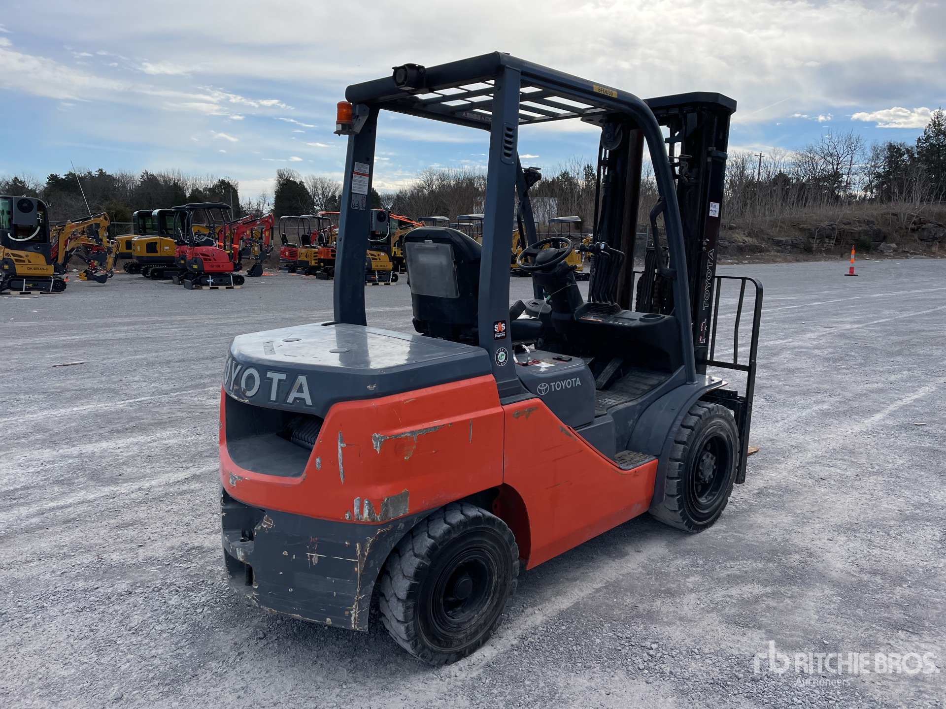 Aspect général with Image, coin arrière droit