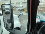 LN167891 - 2020 International LT625: Mirrors