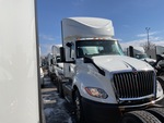 LN167891 - 2020 International LT625: Picture, Right Front Corner