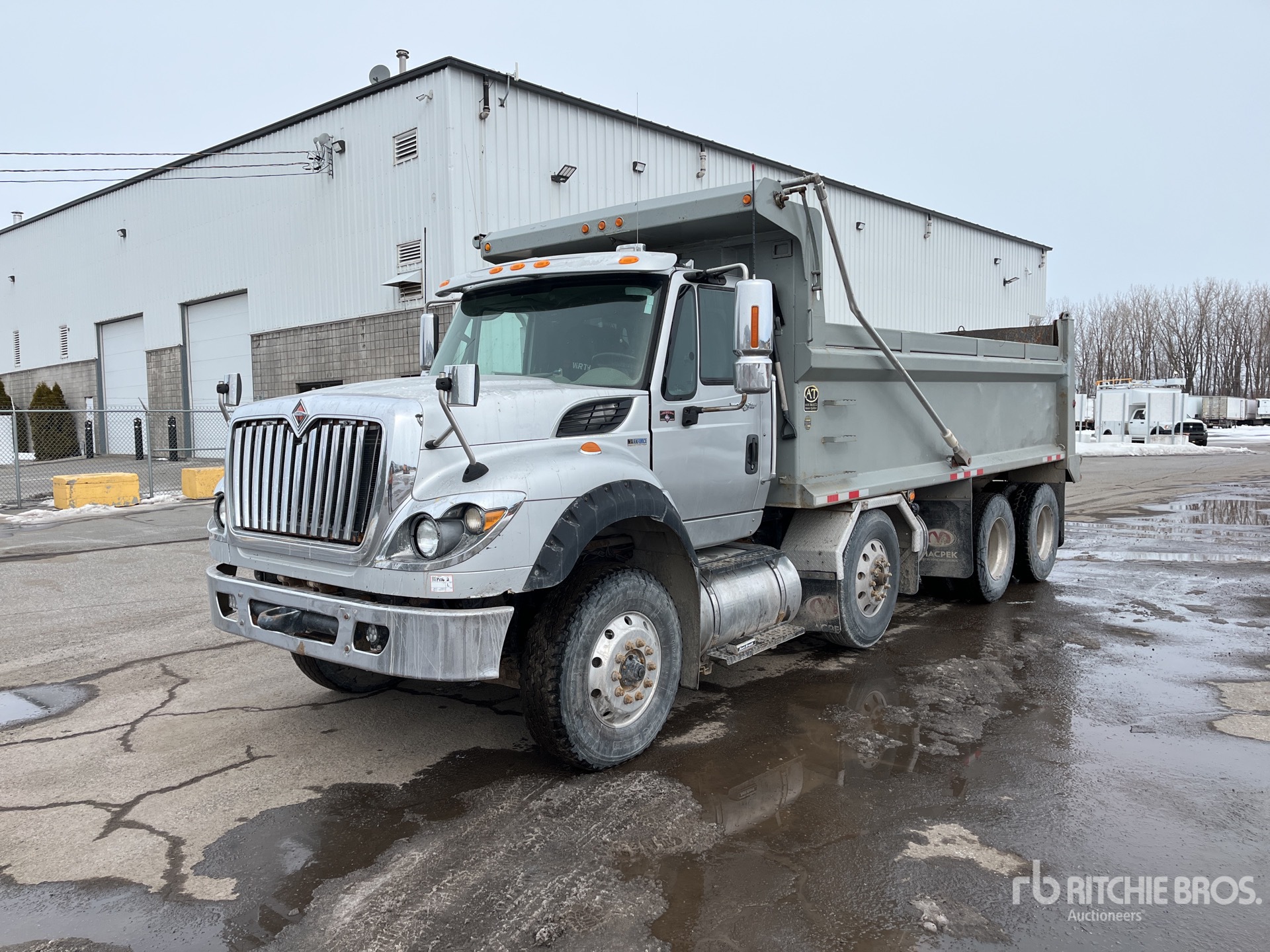 General Appearance with Spin