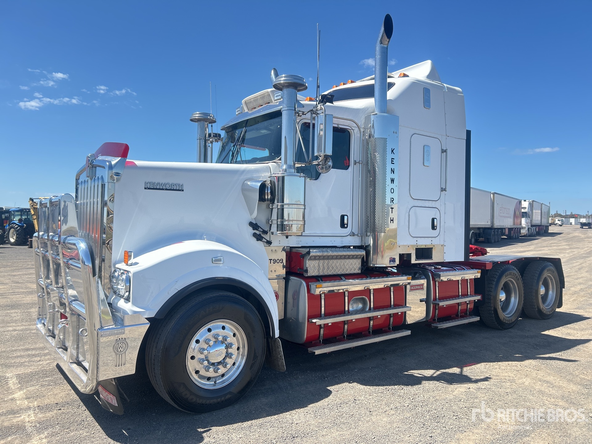 General Appearance with Picture, Right Front Corner