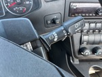 LL880168 - 2020 International LT625: Gear Selector