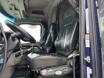 Cab with Seats/armrests