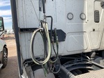 NN538477 - 2022 International LT625: Grab Rails