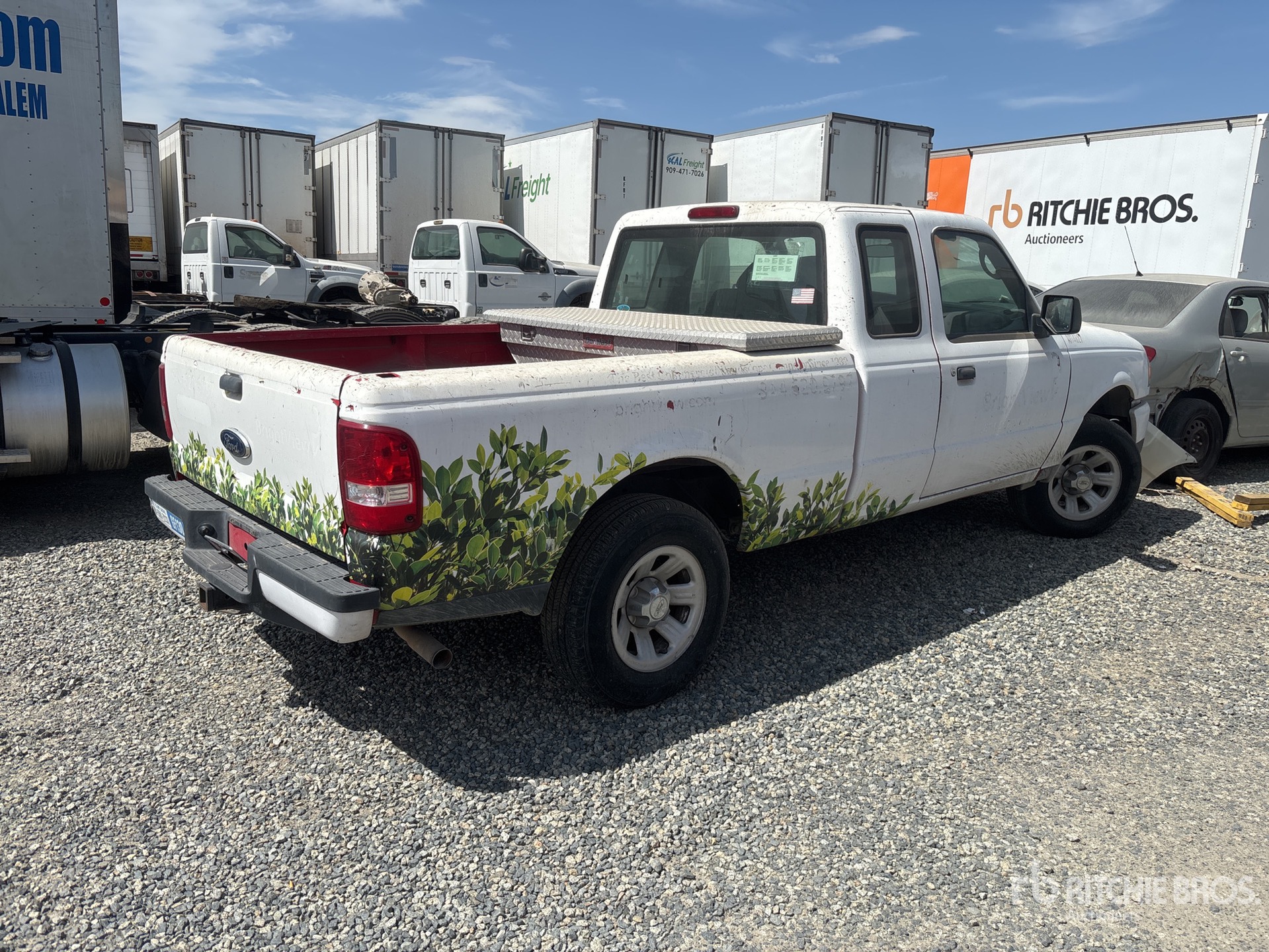 General Appearance with Picture, Right Rear Corner