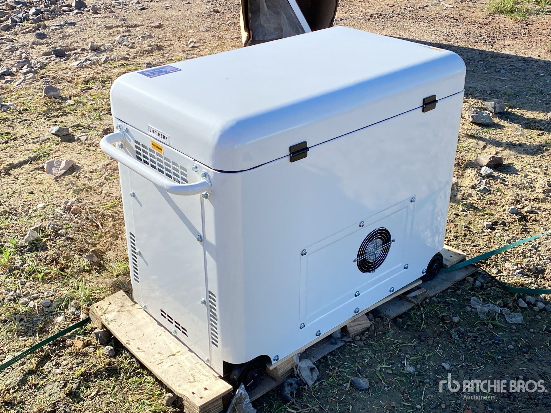 General Appearance with Picture, Left Rear Corner