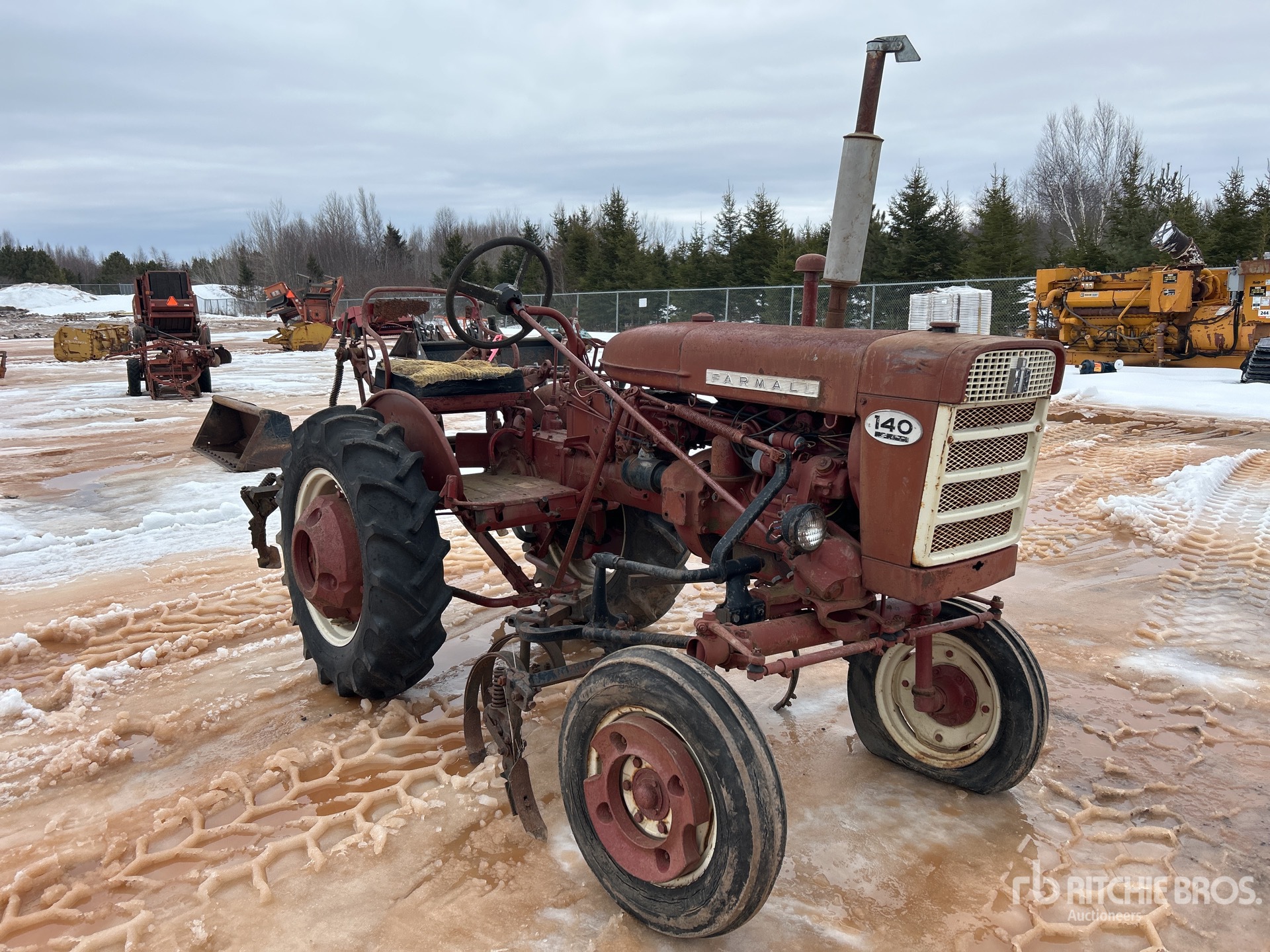 General Appearance with Picture, Right Front Corner