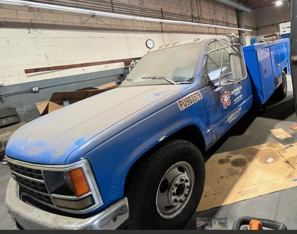 Chevrolet 3500 Service Truck