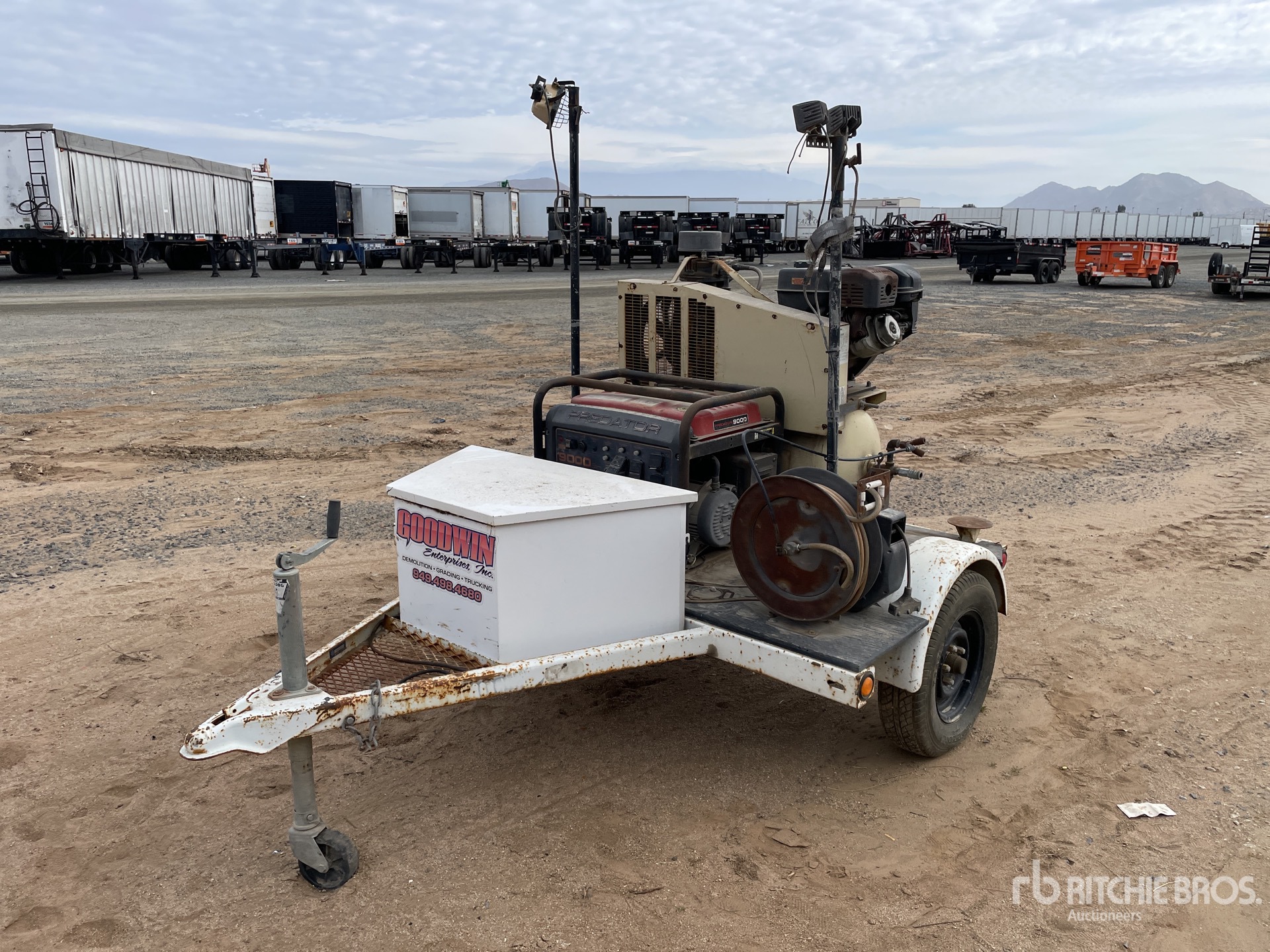 General Appearance with Picture, Left Front Corner