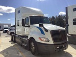 MN289860 - 2021 International LT625: Picture, Right Front Corner