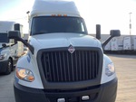 MN288034 - 2021 International LT625: Exterior Lights