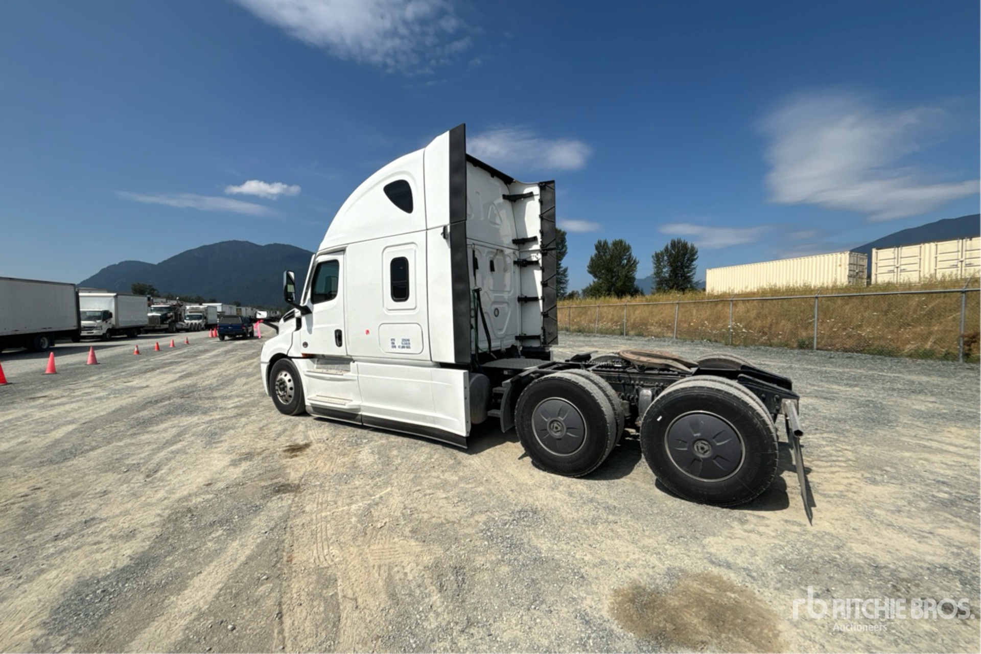 General Appearance with Picture, Left Rear Corner