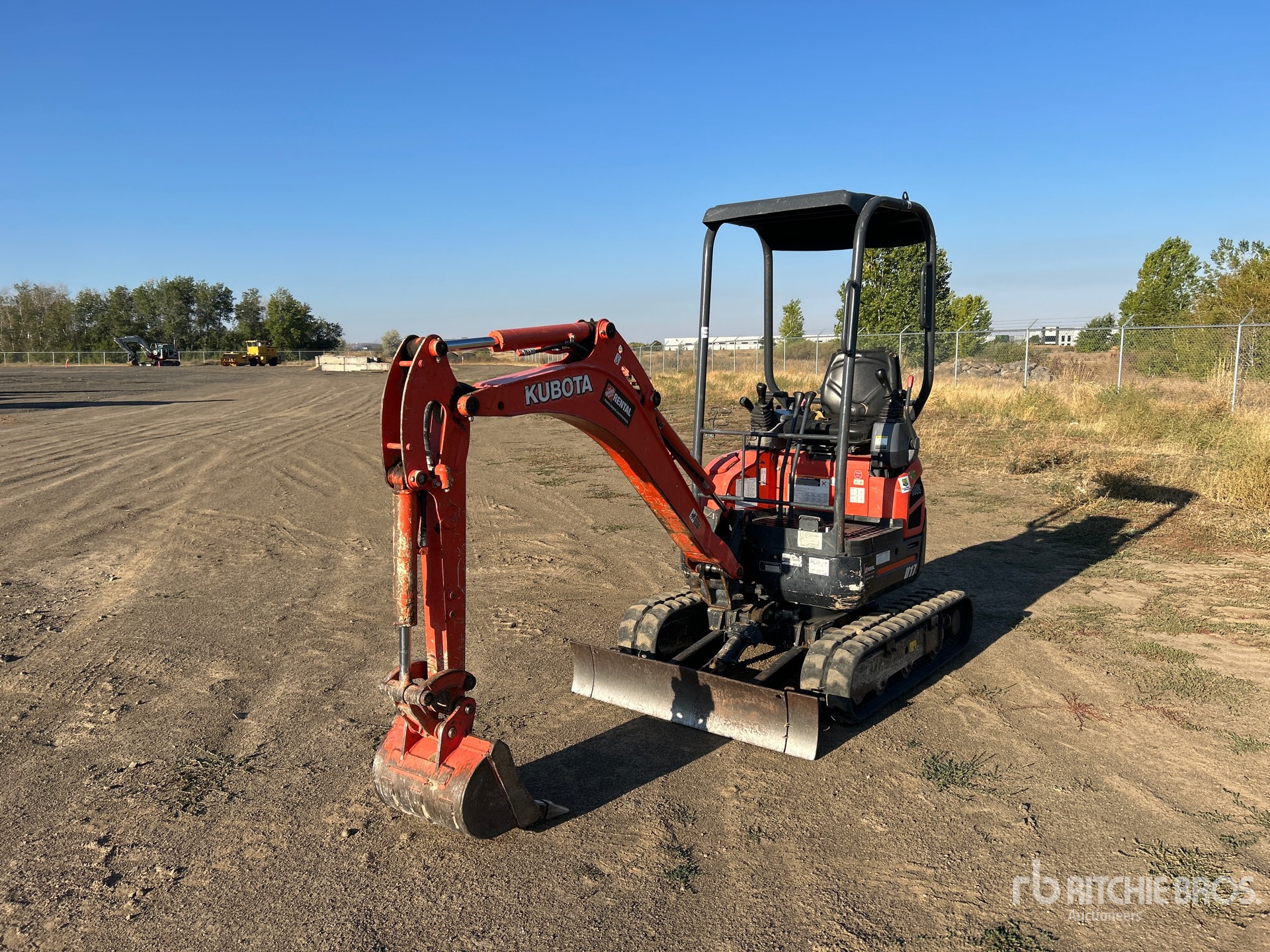 EXCAVADORA 2018 KUBOTA U17VR1