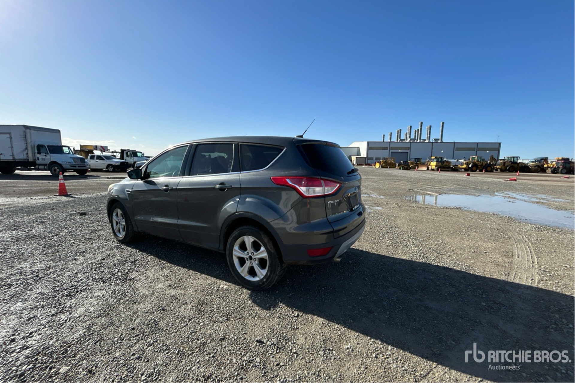 General Appearance with Picture, Left Rear Corner